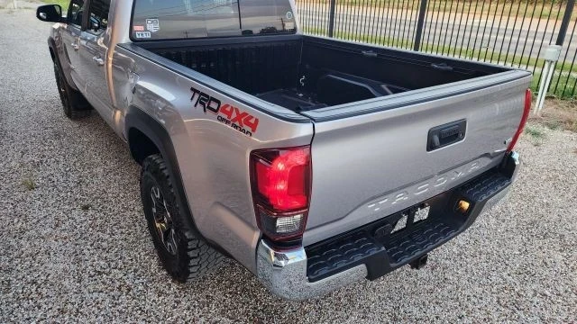 2020 Toyota Tacoma 3rd Gen - Image 21 of 21