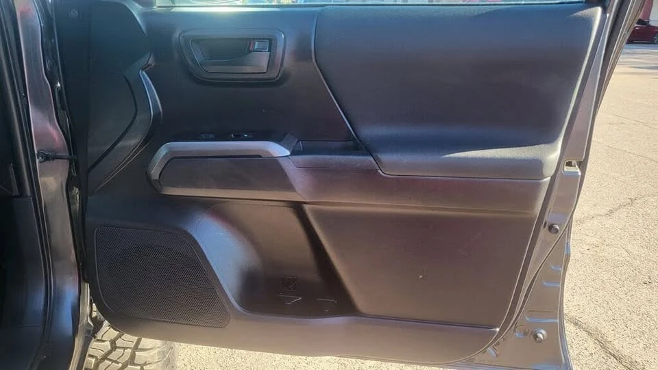 2020 Toyota Tacoma 3rd Gen - Image 17 of 20