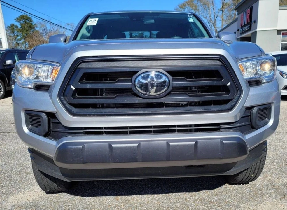 2020 Toyota Tacoma 3rd Gen - Image 3 of 11