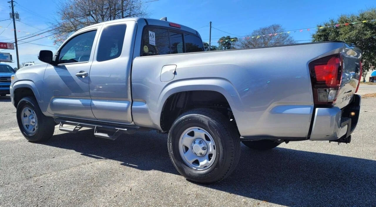 2020 Toyota Tacoma 3rd Gen - Image 5 of 11
