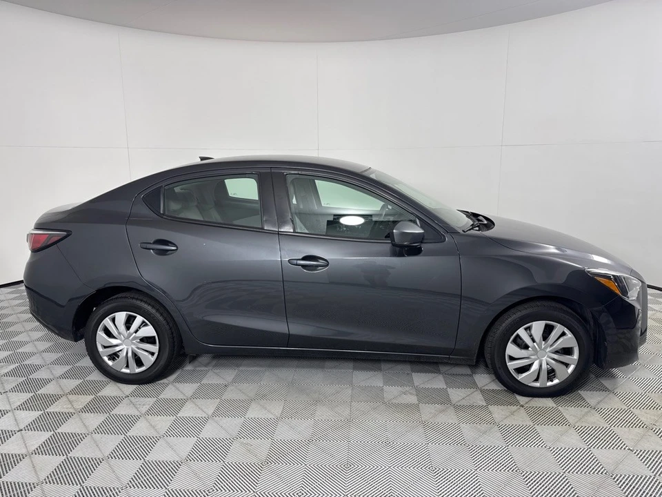 2020 Toyota Yaris - Image 4 of 12