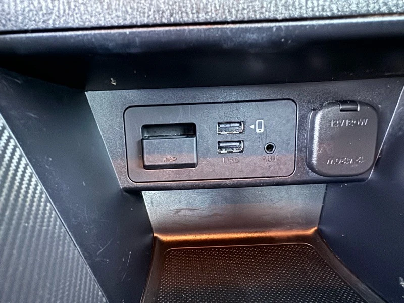 2020 Toyota Yaris - Image 17 of 21