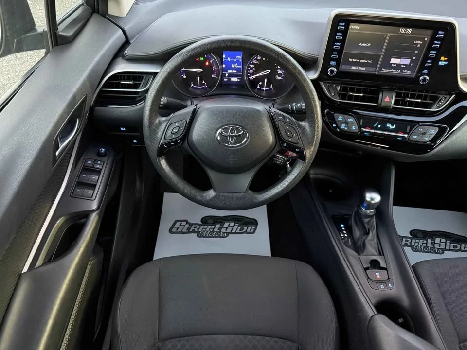 2020 Toyota C-HR - Image 13 of 20