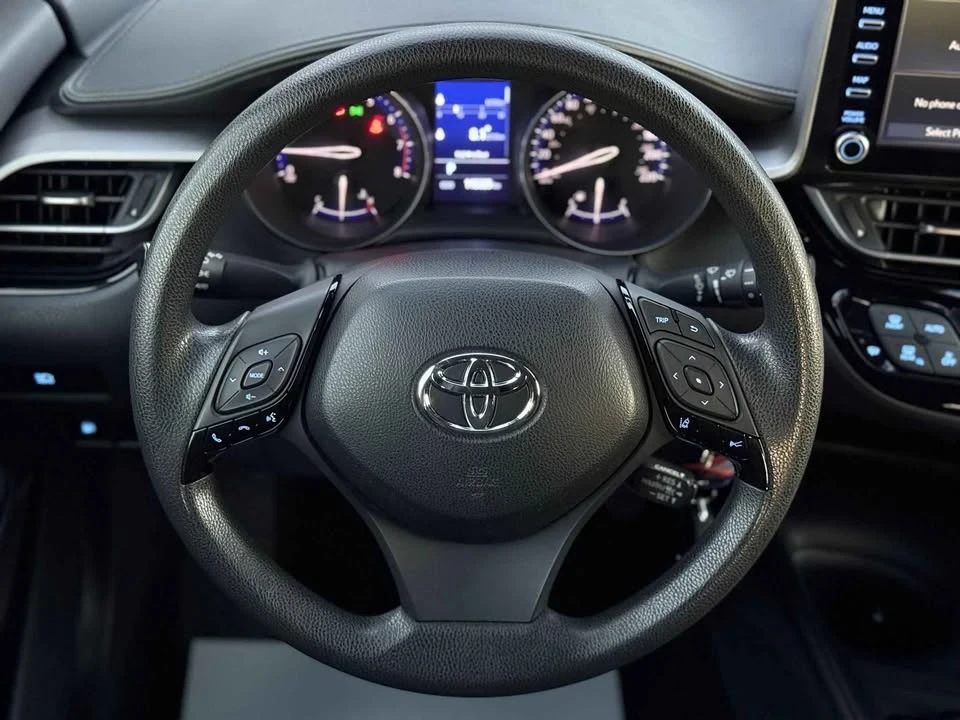 2020 Toyota C-HR - Image 9 of 20