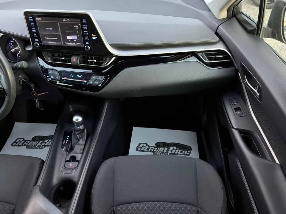 2020 Toyota C-HR - Image 14 of 20