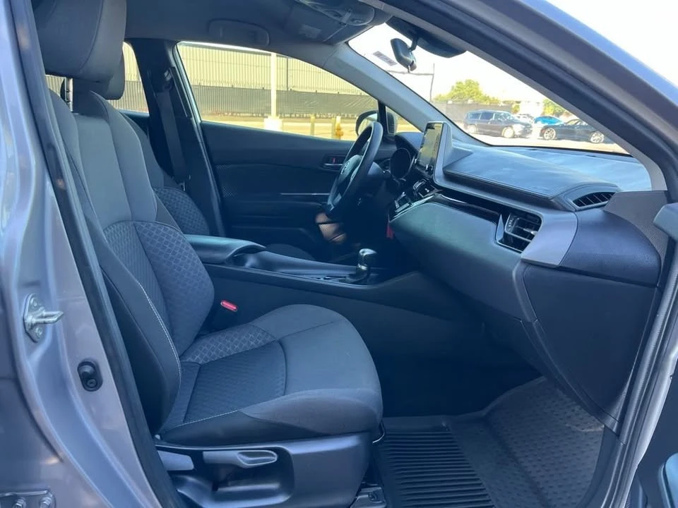 2020 Toyota C-HR - Image 17 of 19