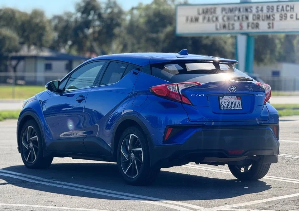 2020 Toyota C-HR - Image 6 of 17