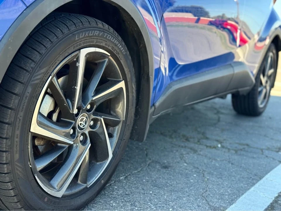2020 Toyota C-HR - Image 7 of 17