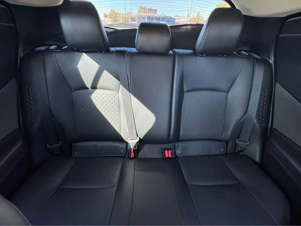 2020 Toyota C-HR - Image 10 of 17