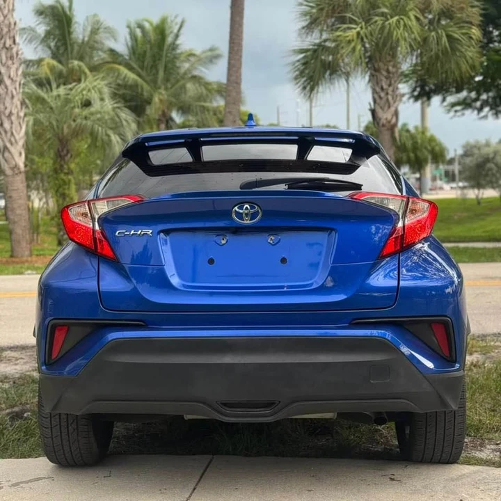 2020 Toyota C-HR - Image 4 of 11