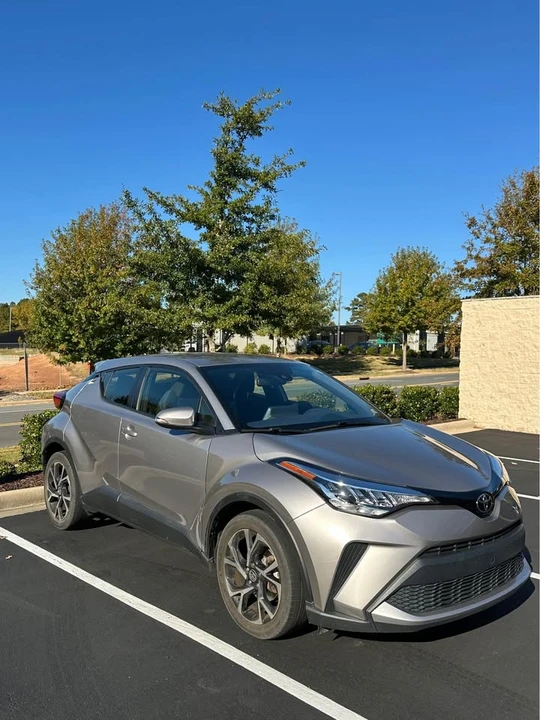 2020 Toyota C-HR - Image 2 of 12