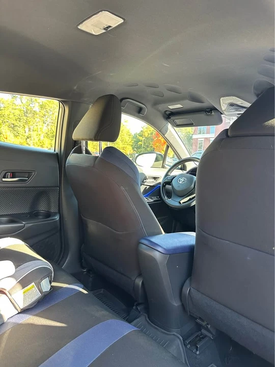 2020 Toyota C-HR - Image 10 of 12