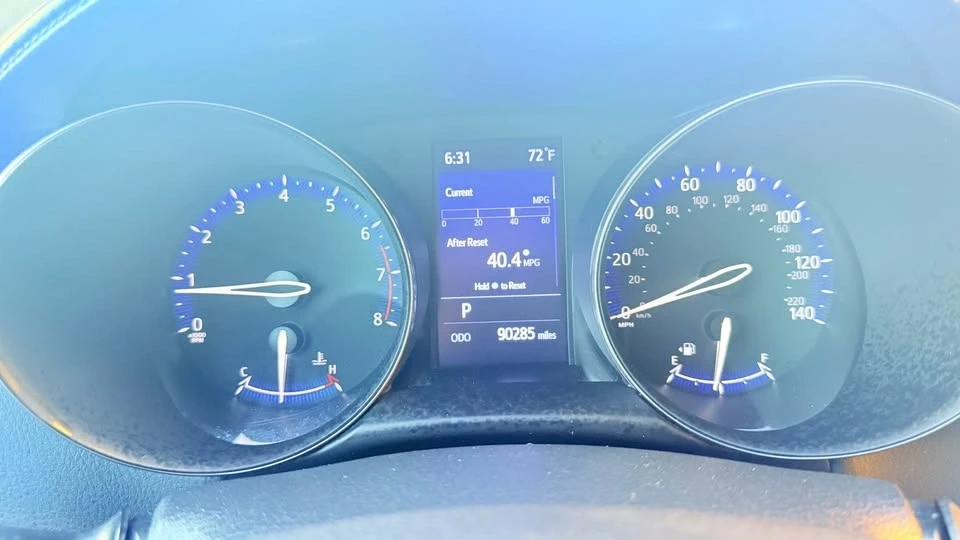 2020 Toyota C-HR - Image 10 of 12