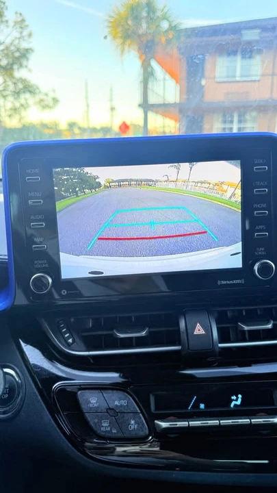 2020 Toyota C-HR - Image 11 of 12