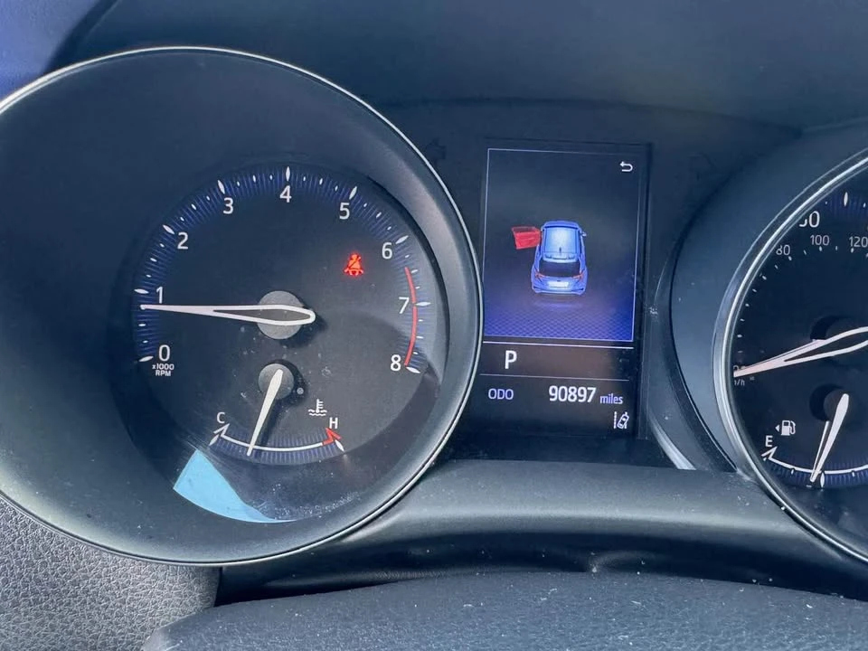 2020 Toyota C-HR - Image 4 of 10