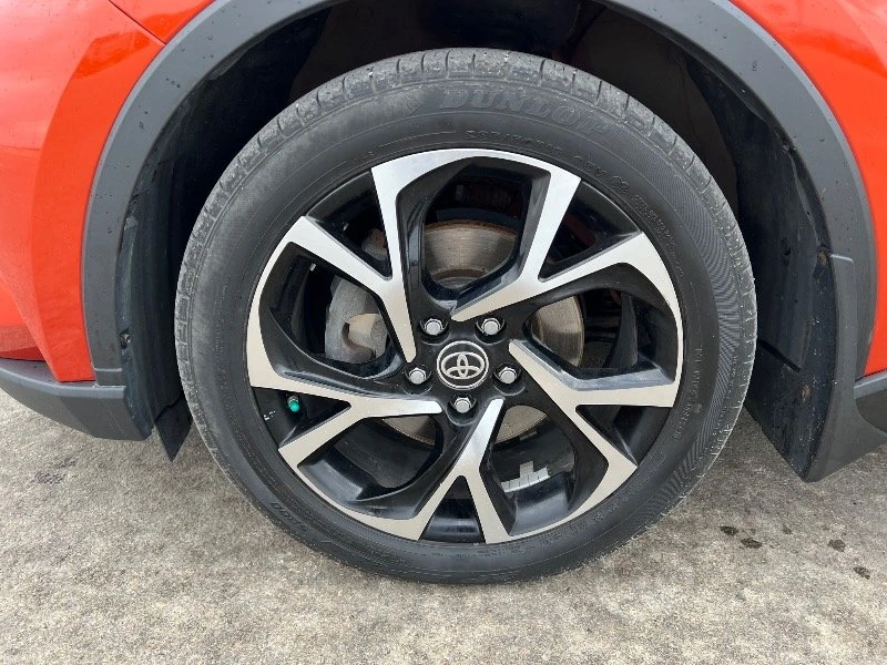 2020 Toyota C-HR - Image 6 of 16