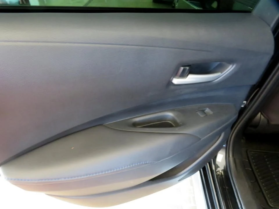 2020 Toyota Corolla 12th Gen - Image 18 of 20