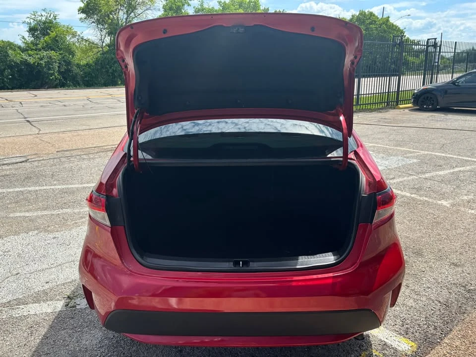 2020 Toyota Corolla 12th Gen - Image 8 of 20