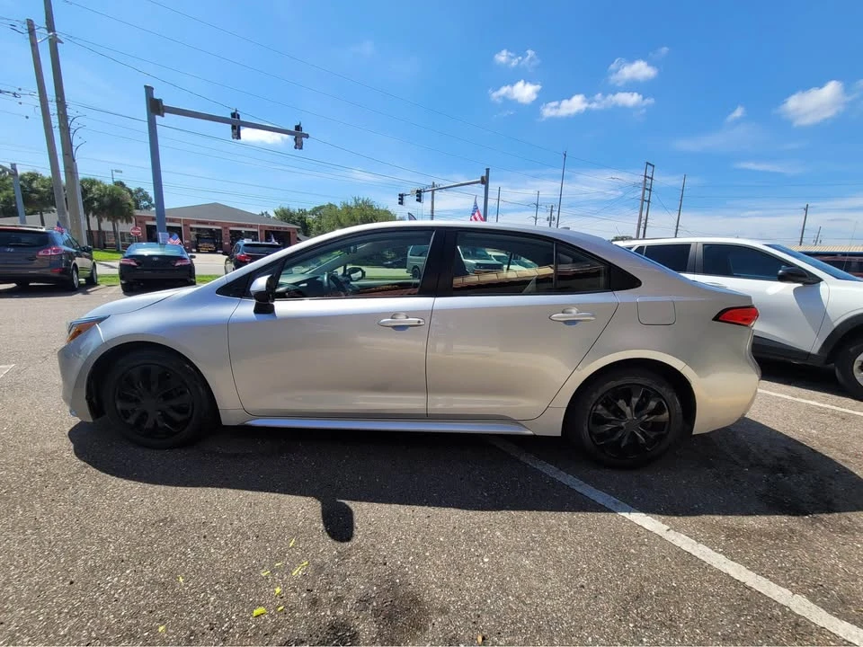 2020 Toyota Corolla 12th Gen - Image 5 of 6