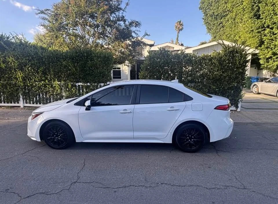 2020 Toyota Corolla 12th Gen - Image 5 of 13