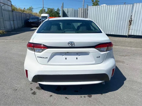 2020 Toyota Corolla 12th Gen - Image 4 of 8