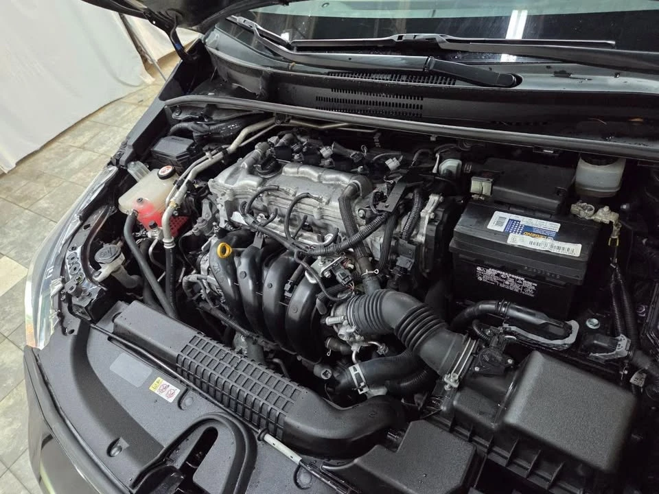 2020 Toyota Corolla 12th Gen - Image 7 of 20