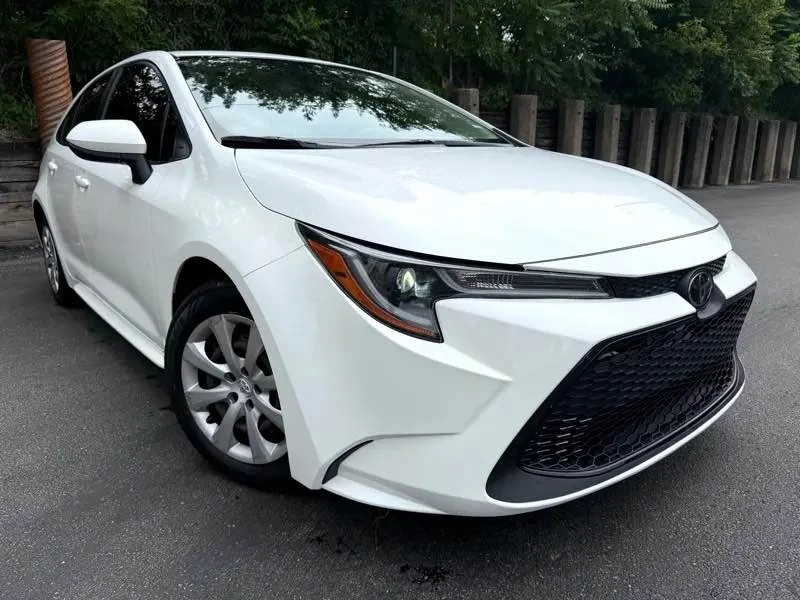 2020 Toyota Corolla 12th Gen - Image 3 of 12