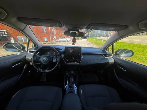 2020 Toyota Corolla 12th Gen - Image 3 of 20