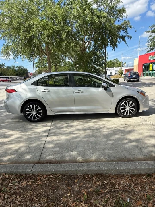 2020 Toyota Corolla 12th Gen - Image 7 of 17