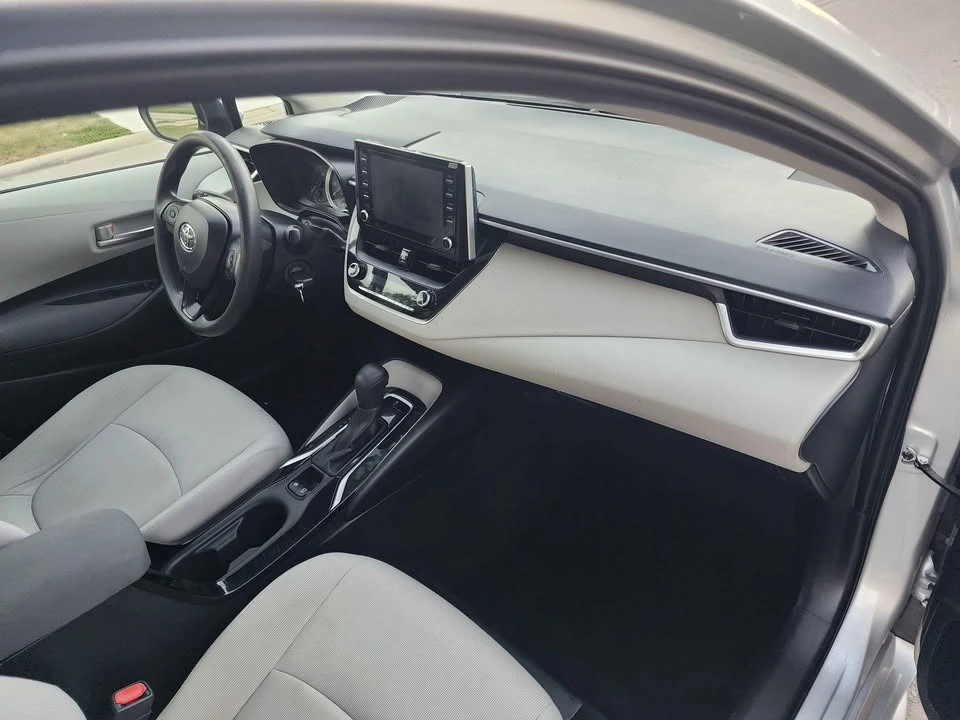 2020 Toyota Corolla 12th Gen - Image 16 of 17