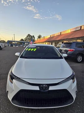 2020 Toyota Corolla LE Sedan