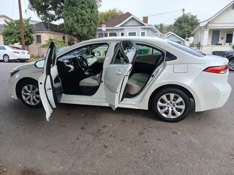 2020 Toyota Corolla 12th Gen - Image 2 of 20