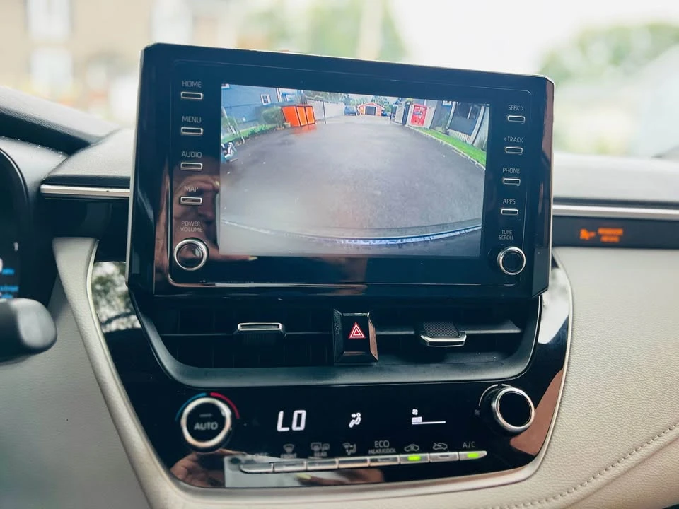 2020 Toyota Corolla 12th Gen - Image 14 of 16