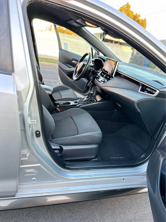 2020 Toyota Corolla 12th Gen - Image 11 of 15