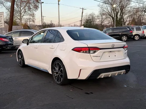 2020 Toyota Corolla 12th Gen - Image 3 of 10