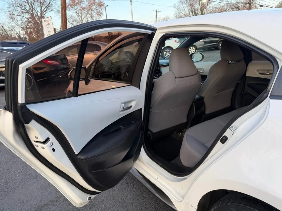 2020 Toyota Corolla 12th Gen - Image 7 of 10
