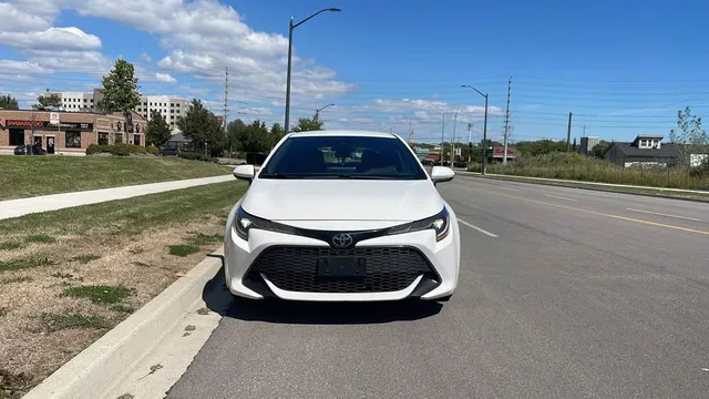 2020 Toyota Corolla 12th Gen - Image 4 of 10