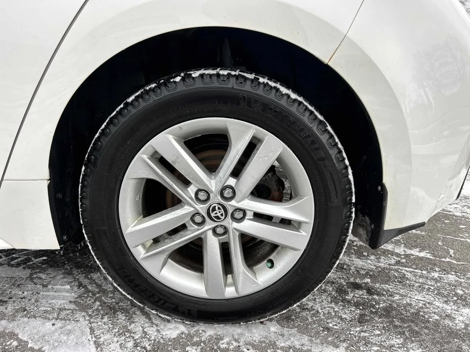 2020 Toyota Corolla 12th Gen - Image 5 of 10