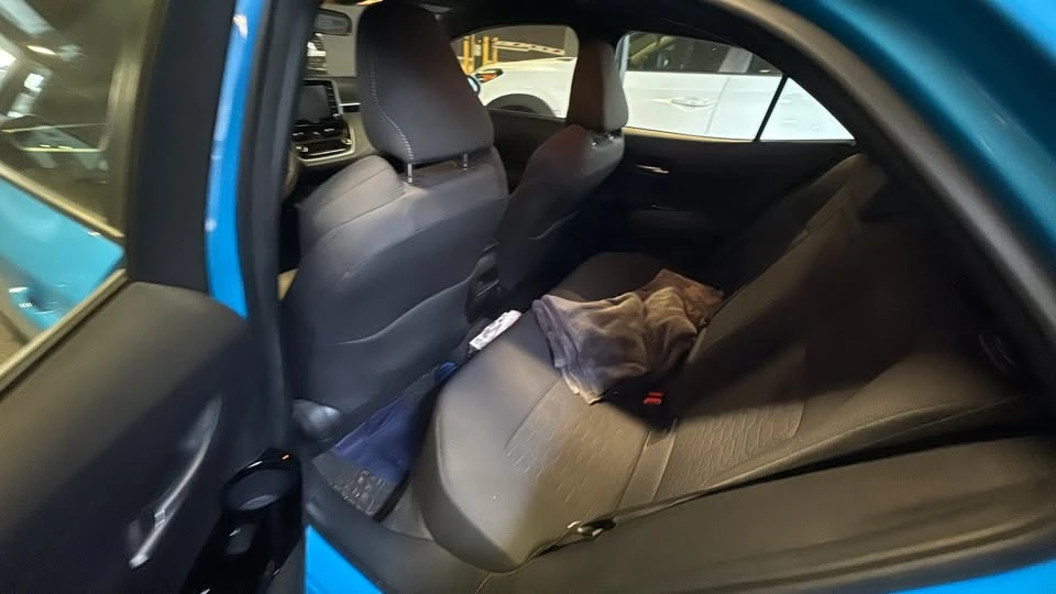 2020 Toyota Corolla 12th Gen - Image 6 of 16