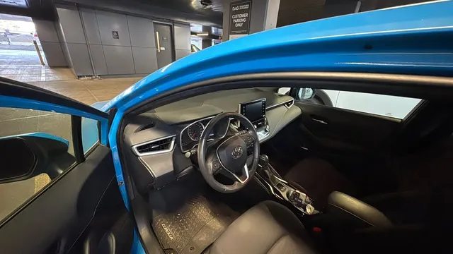 2020 Toyota Corolla 12th Gen - Image 4 of 16
