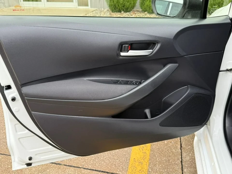2020 Toyota Corolla 12th Gen - Image 18 of 20