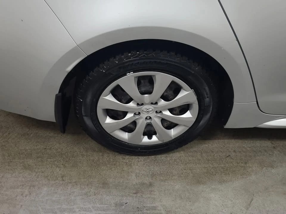 2020 Toyota Corolla 12th Gen - Image 4 of 8