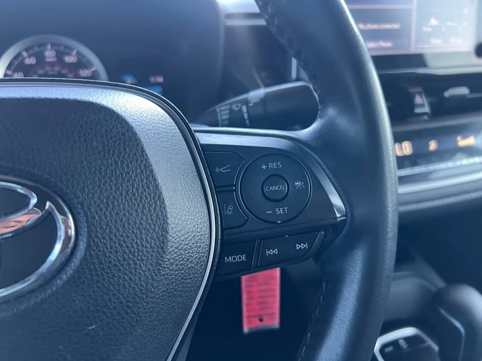 2020 Toyota Corolla 12th Gen - Image 16 of 20
