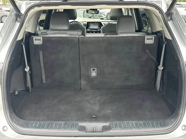 2020 Toyota Highlander - Image 15 of 16