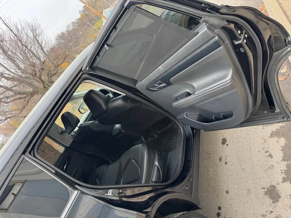 2020 Toyota Highlander - Image 8 of 16