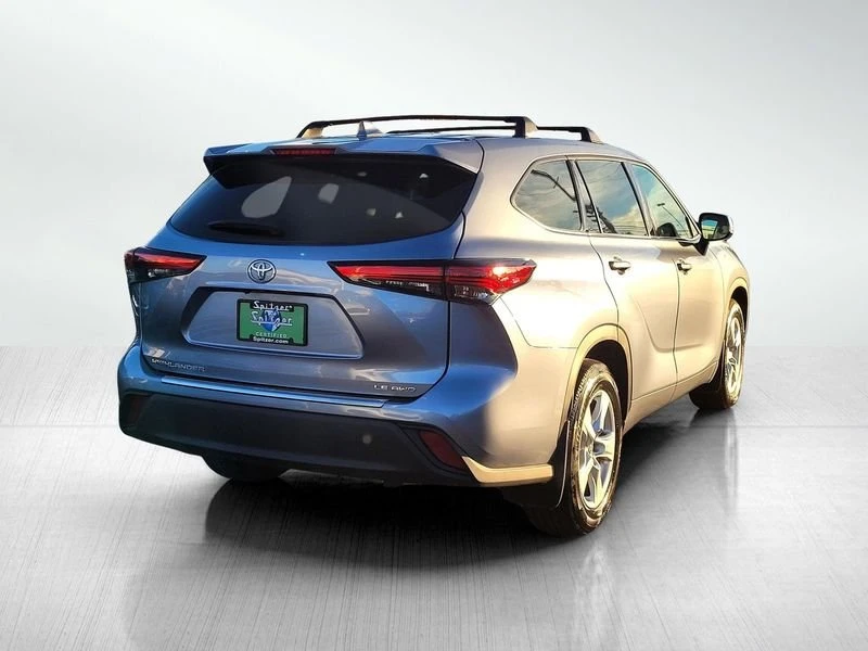 2020 Toyota Highlander - Image 2 of 15