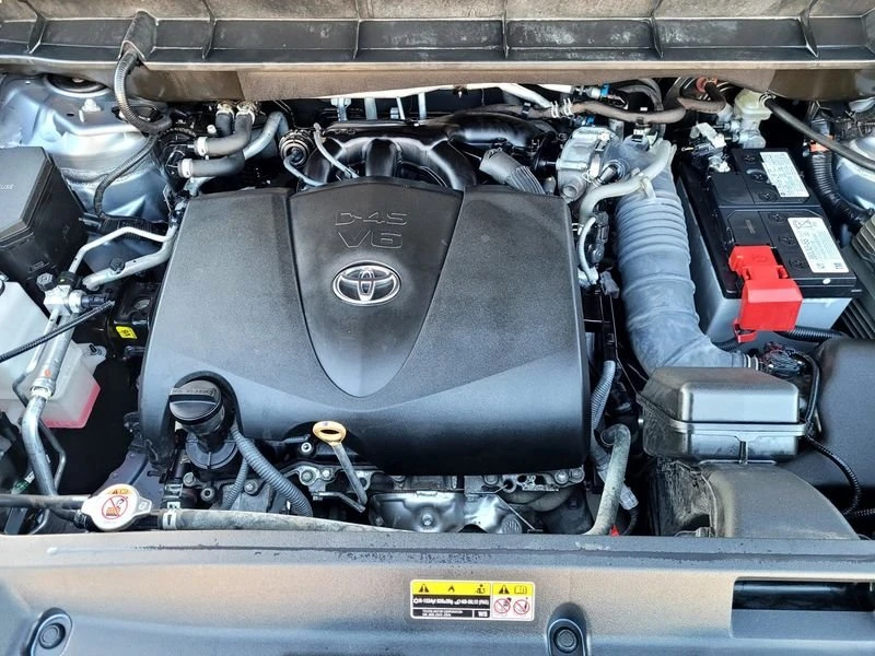 2020 Toyota Highlander - Image 15 of 15