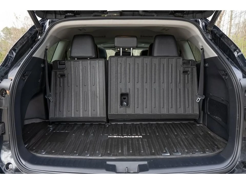 2020 Toyota Highlander - Image 2 of 6