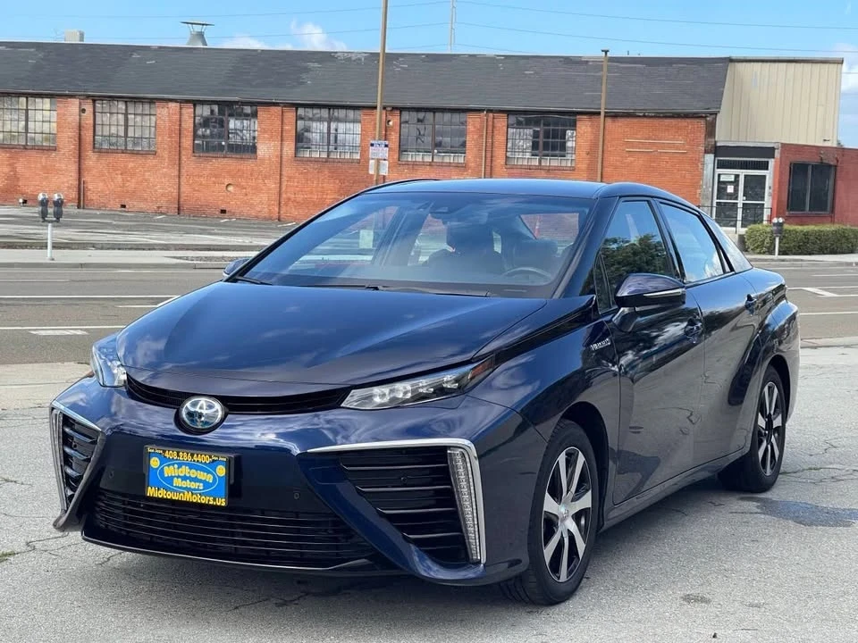 2020 Toyota Mirai - Image 18 of 20
