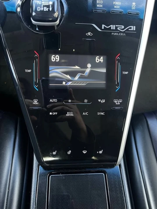 2020 Toyota Mirai - Image 13 of 20